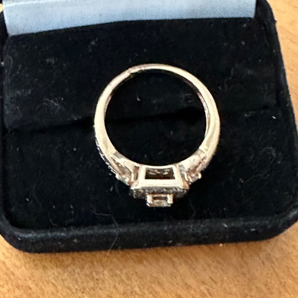 Le Vian Choc Diamonds 7/8 CT. T.W. Diamond Square Frame Ring 14K Strawberry Gold - Picture 6 of 11